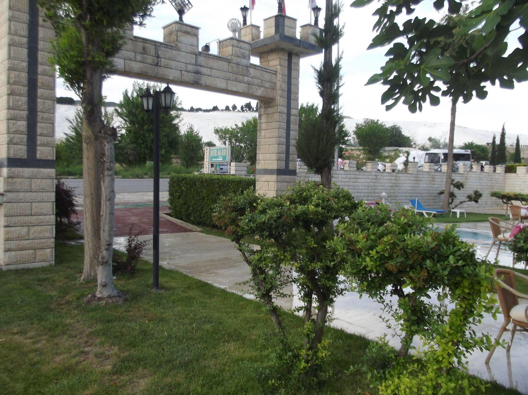 Hotel Hal-Tur Παμούκαλε Εξωτερικό φωτογραφία